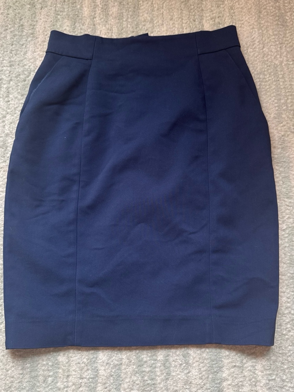 H&M navy pencil skirt with pockets
